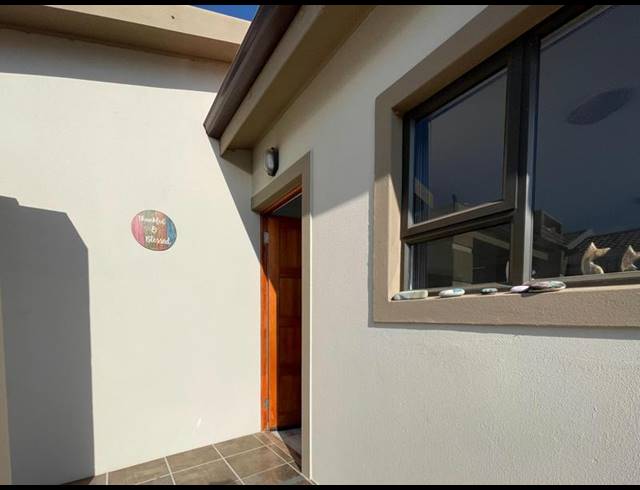 3 BEDROOM HOUSE FOR SALE IN ALBERTINIA